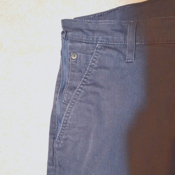 Mens Blueish, Gray Levi Strauss Signature, Athletic Fit Jeans - Picture 8 of 10